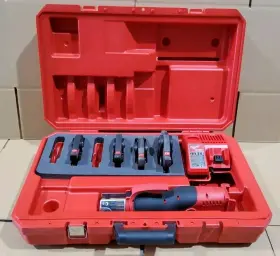 2673-22 Milwaukee Read Description - M18 Force Logic Press Tool 1/2 Inch -2 Kit