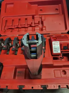 2922-22 Milwaukee New M18 Force Logic Press Tool With One-key 1/2 Inch - 2 Propress