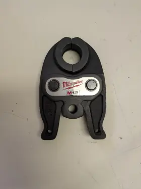 49-16-2450b Milwaukee 1/2 Inch Ips Jaw