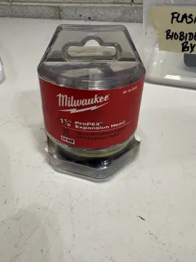 49-16-2512 Milwaukee Propex 1-1/2 Inch Expansion Head Lightly Used