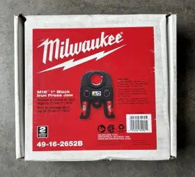 49-16-2652b Milwaukee M18 Black Iron Force Logic 1 Inch Jaw
