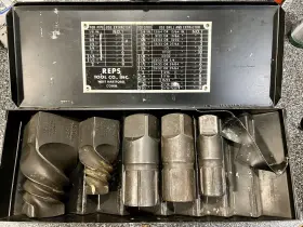 2066132 Reps Tool Co. Inc. Vintage Set 2 Pipe And Stud Extractors No 7 9 Toolbox 3 Unbrnd