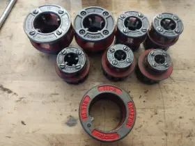 111-r Ridgid 111r 773 Adapter For 700 Power Drive With Dies 1-1/4 Thru 1/8 Inch .