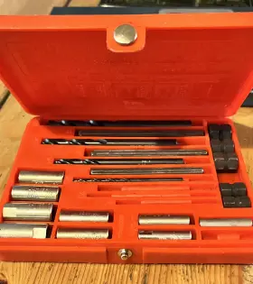 35585 Ridgid 21 Pc Screw Extractor Set No. 10 - Missing 4 Pcs P/n