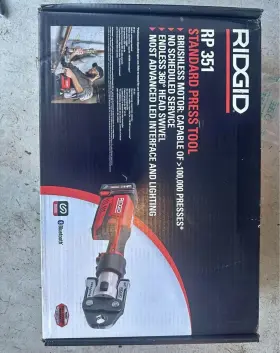 67178 Ridgid Rp 351 Press Tool Kit Battery And Charger 1/2 Inch - 2 Propress Jaws