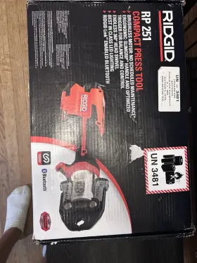 78148 Ridgid Brand New Rp 251 Compactor Press Tool Battery Kit With Propress Jaw