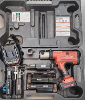 Rp-210 Ridgid Rp 210 Press Tool Kit With 5 Jaws